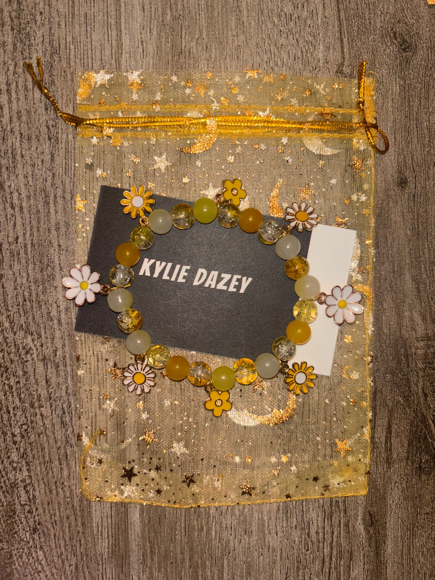 Honey Dazey Glow Bracelet